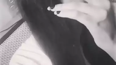 Sexy Desi Girl Showing Boob New Clip Update