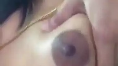 Marathi Bhabhi nude MMS video