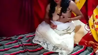 Desi school girlfriend fucking by college student clear Darty Hindi audio