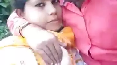 Sucking Boobs Of Desi Maid In Garden