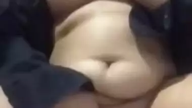 Beautiful Chubby wife Pussy Fingering