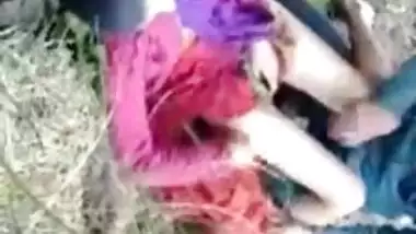 Kashmiri sex scandal MMS outdoor sex video