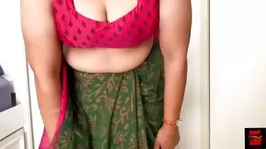 Sexiest Saree Draping In An Erotic Pose - No Sex - No Nudity - No Fucking