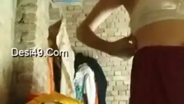 Indian aunty thinks it's a good day to put on clothes on the camera