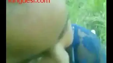 Cute Young Desi Girl Exposing Her Pussy Outdoors