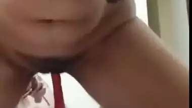 Horny Desi Girl Enjoy With Carrot