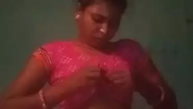 Horny village wife selfie sex clip