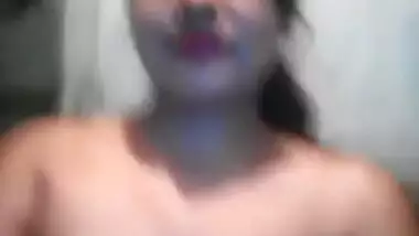 Mumbai girl nude selfie video in bathroom