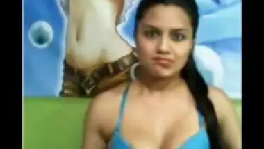 Cute Indian Shows Her Tits