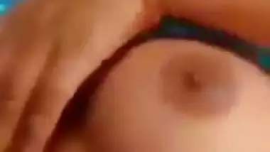 Indian nude girl from Hyderabad shows her big boobs
