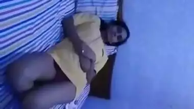 Cute girl fucking mms