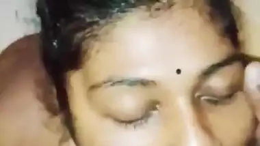 Sexy Lankan Girl Blowjob