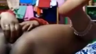 Desi Vegetable Video With Dildo Masturbation