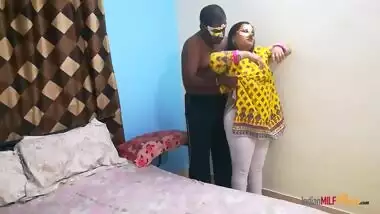 Shanaya Chubby Indian Bengali Bhabhi Seducing Her Tamil Hubb