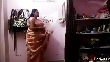 Today Exclusive- Mallu Bhabhi Boobs Video Record By Hubby