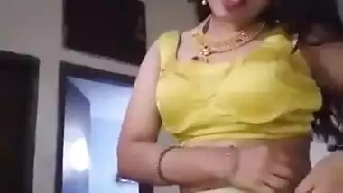 Sexy Bhabi Part 2 clips merged