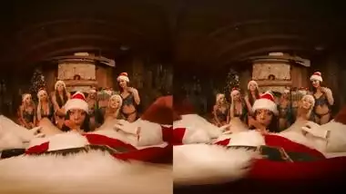 VRBangers.com-Abella Danger And Her 7 Sexy Elves Christmas Orgy VR Porn