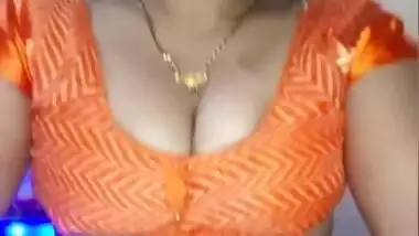 Super sexy Indian XXX wife showing her perfect boobs on cam