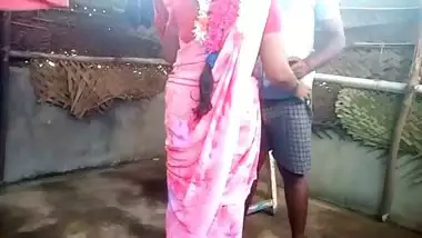 Indian Saree aunty very hot fuck in young boy