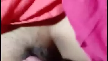 Desi girl cute pussy fucking bf