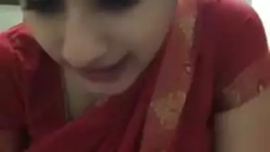 Dickraising Cute girl expose herself… CUTEST BABE …Saree navel,Slut