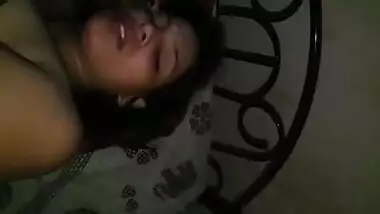 Sexy Indian boob sucking MMS video