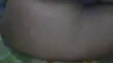 Desi Woman Spanking Her Own Hot Ass