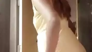 big ass hot girl dress change