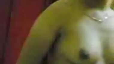 Sexy Bangla Bhabhi Scandal