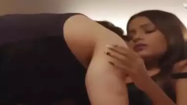 Chod Kr Maja A Gaya In Hindi Sex