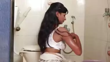 Kalyugi sasur bangs his sexy bahu in sasur sex video