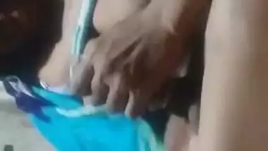 Desi aunty handjob