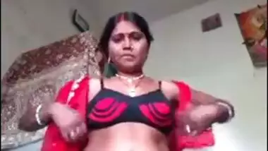 Boudir Voda Fatano - Desi village wife show her sexy boobs indian sex video