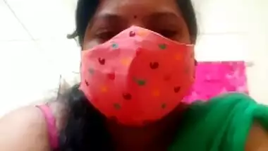 Desi Indian Divya Rani Aunty Webcam Video