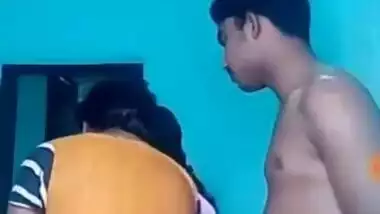 Tamil aunty having an affair with the young guy