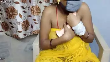 Indian sapan didi dildo kissing and fuking