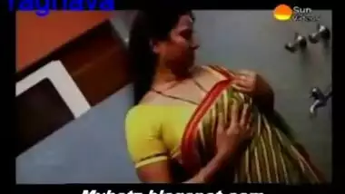 Desi aunty removing clothes one by one