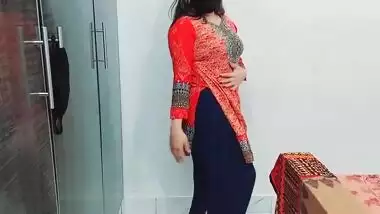 Rabia Bhabi Strip Nude Dance On Live Video Call For Client