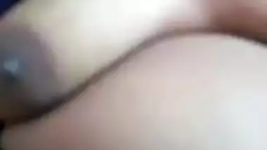 XXX operator fingers a hairy sex cunt of fat Indian in amateur sex video