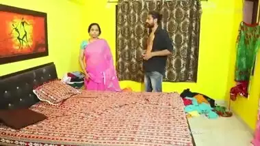 Desi Chudai Video Of Married Couple In Guest House