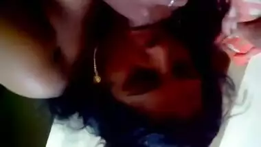 Exclusive- Desi Horny Bhabhi Sucking Hubby Dick