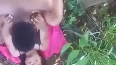 GF fucked in jungle viral xxx Indian outdoor