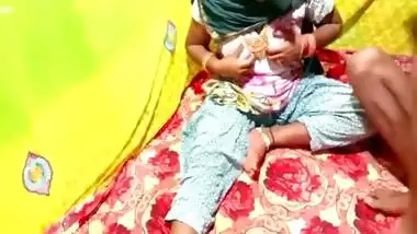 Desi Bhabhi, Indian Desi Bhabhi And Indian Bhabhi - Padosi Aunty Ke Ghar Jakar Aunty Ki Chudai Kardi