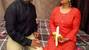 Desi Pari Jija Sali Special Banana Sex With Dirty Hindi Talk