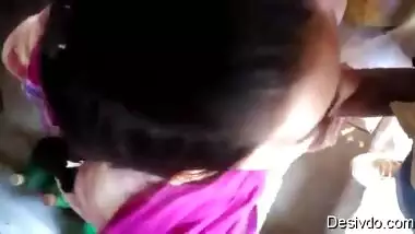Garib Villegegirl Ki Chudai - Desi hot girl sucking dick inside shop indian sex video