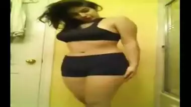 Indian porn mms clip of gorgeous busty girl exposed herself on cam