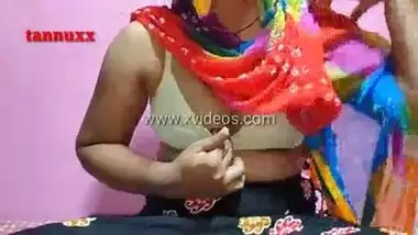 Bhabhi aur society guard ke sahebaas ka Indian desi porn