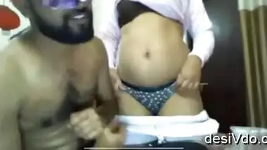 Indian Sexy Couple Fucking Live For Money