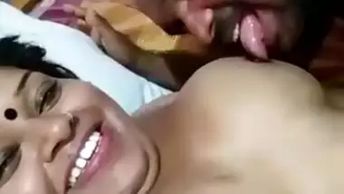 Sainaxnxx - Desi couple hot boob suck indian sex video