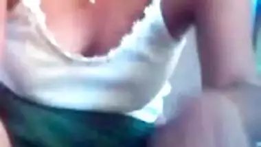 cute sri lankan blowjob